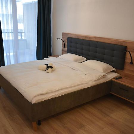Save Relaxing Residence Брашов Екстер'єр фото