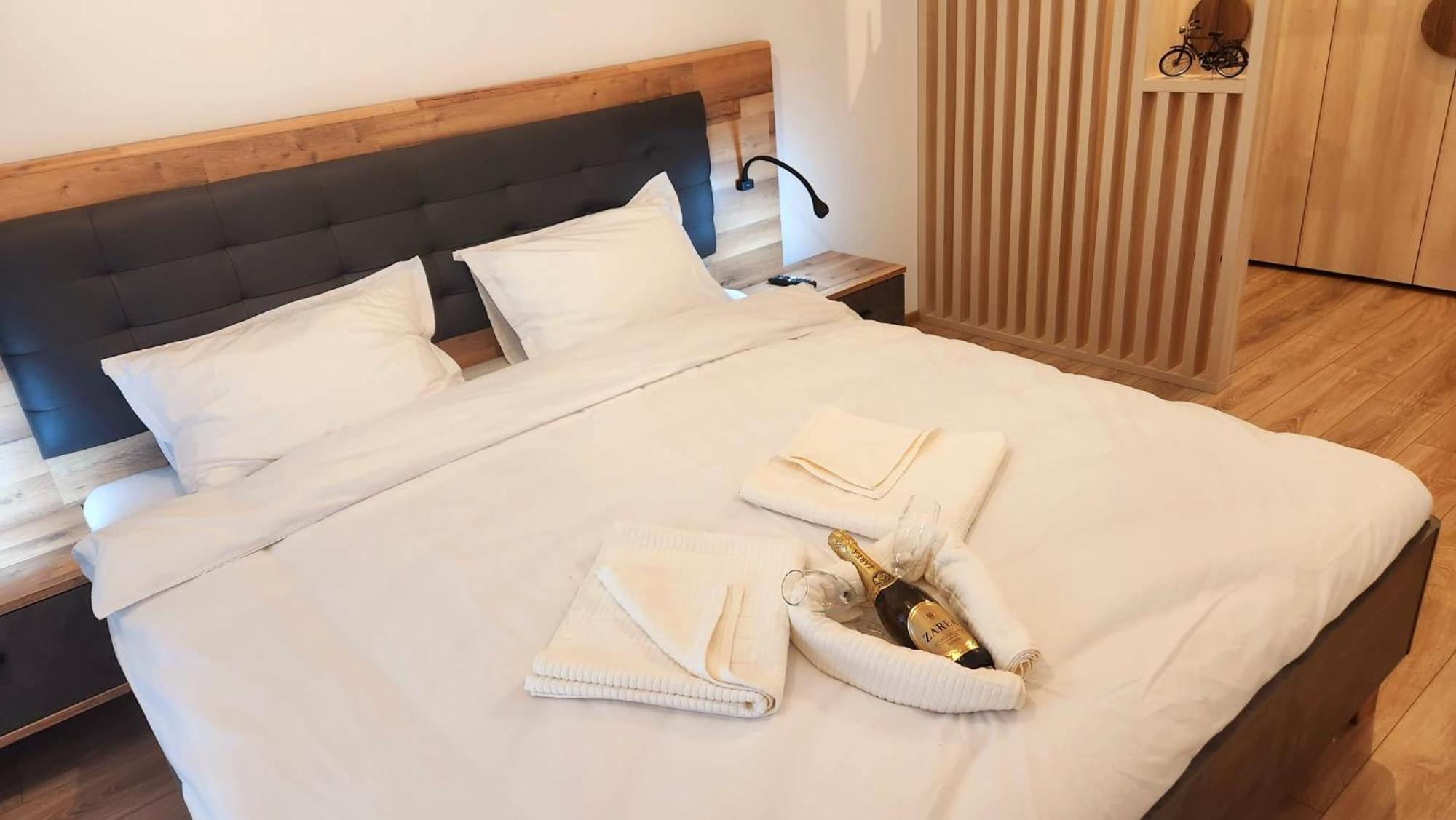 Save Relaxing Residence Брашов Екстер'єр фото